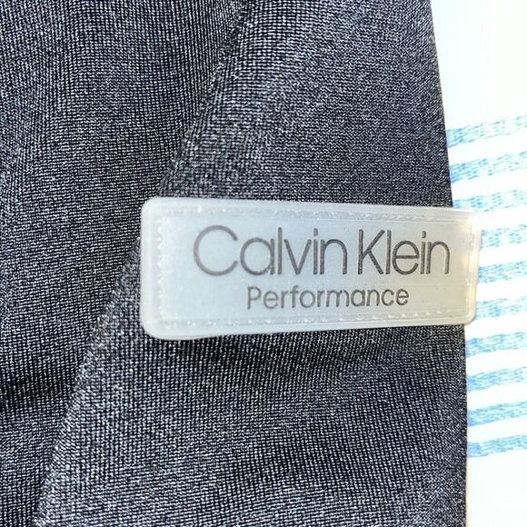 BLACK & Gray Camo Camoflague Calvin Klein performance vest jacket XL women’s - Picture 2 of 9